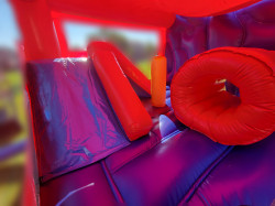 B127971E 2A69 46CF 826A C025759B5532 1661271521 Avengers Bounce House with Slide-SOLD